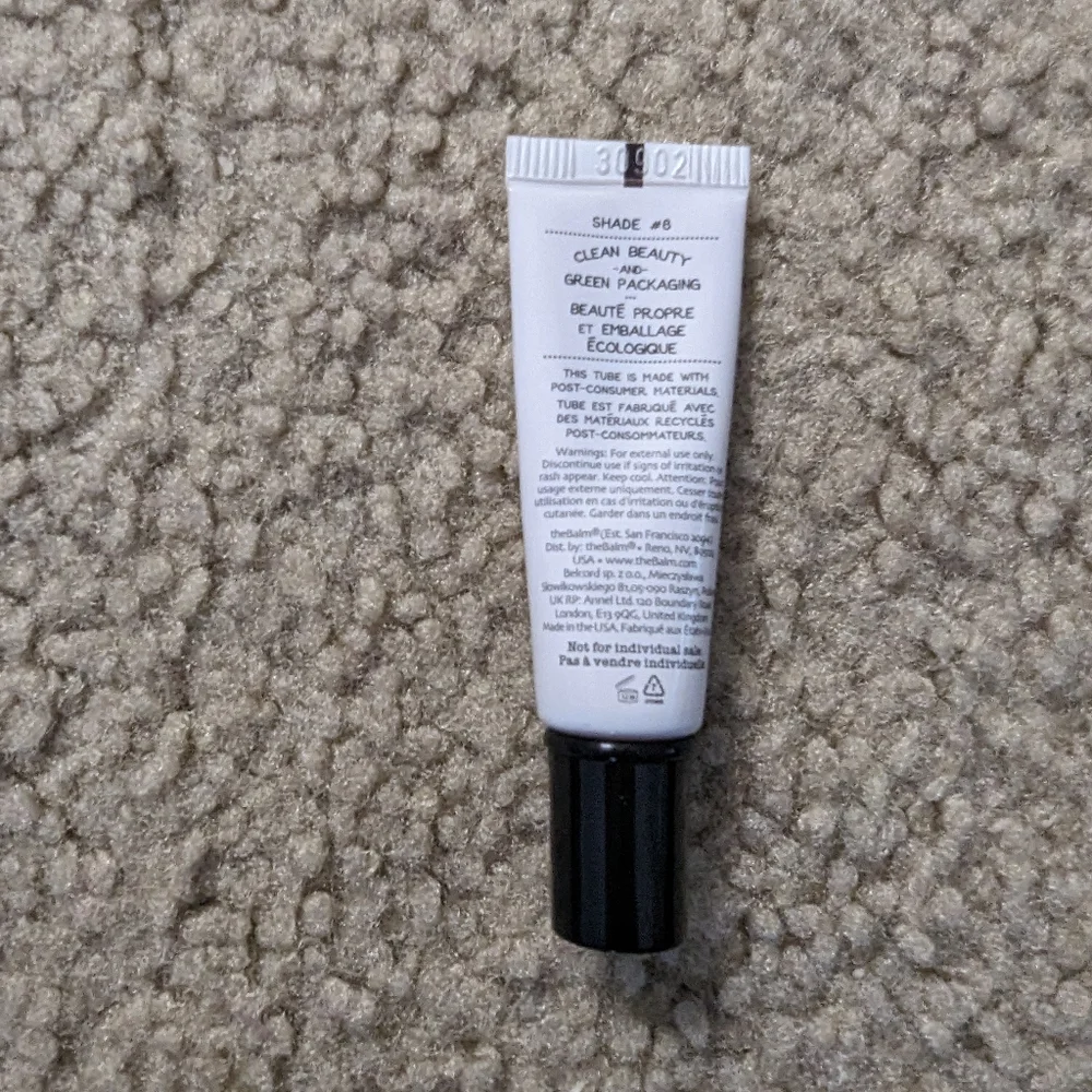 Anne T Dotes Liquid Concealer The Balm #8
